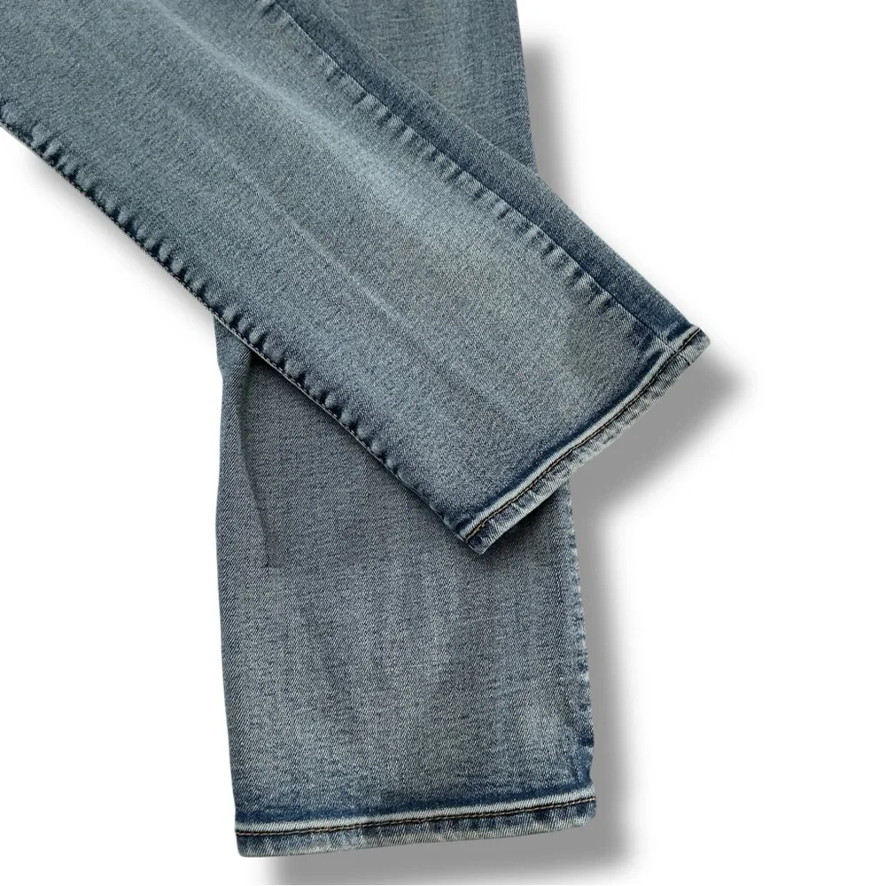 Vintage Y2K Bailey’s Point Men's Straight Faded Blue Jeans